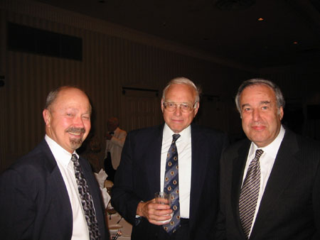 102-0242_IMG