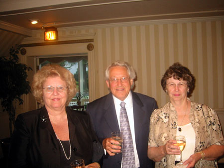 112-1294_IMG